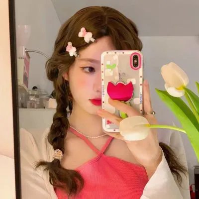 维奥莱特·诺齐埃尔